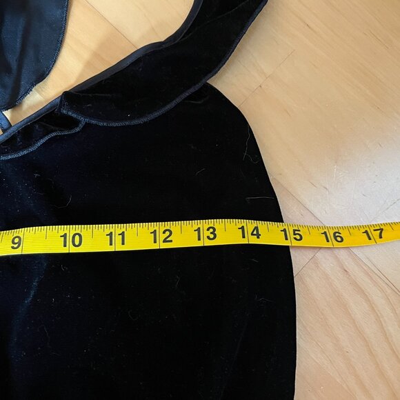 Victoria's Secret Black Velvet Romper NWT (XS) - Picture 6 of 8